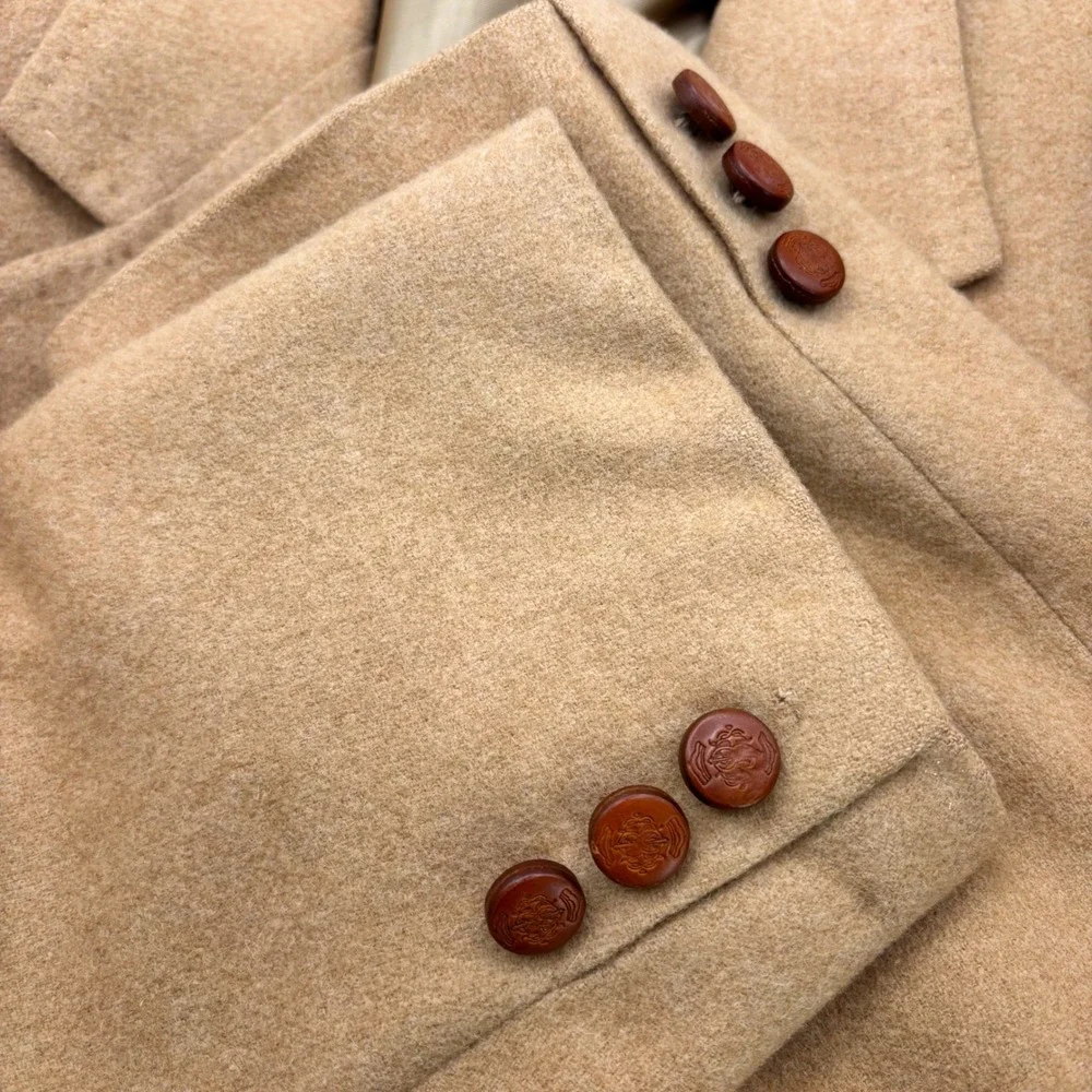 Vintage Bill Blass Camel Hair Two Button Blazer Sportcoat Tan Crest Buttons 42R